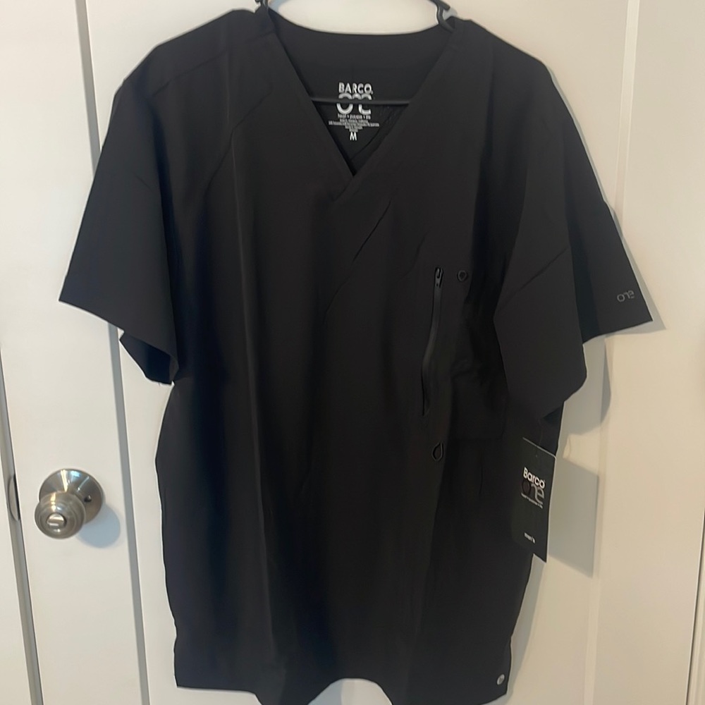 Barco Raglan V Neck